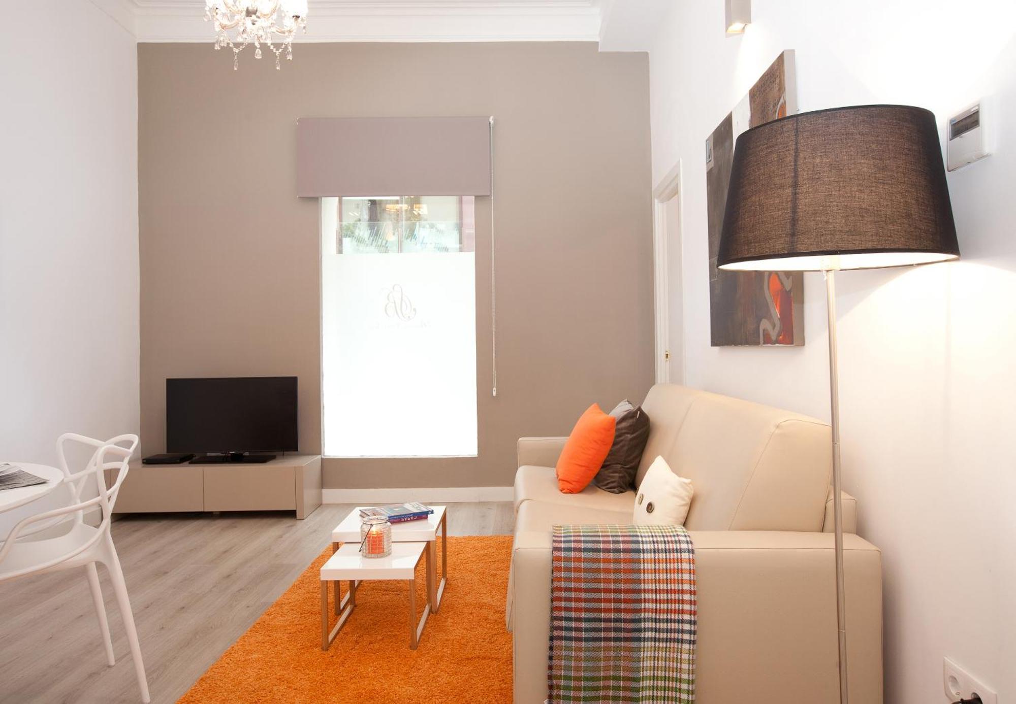 Click&Flat Seneca Suites Барселона Стая снимка